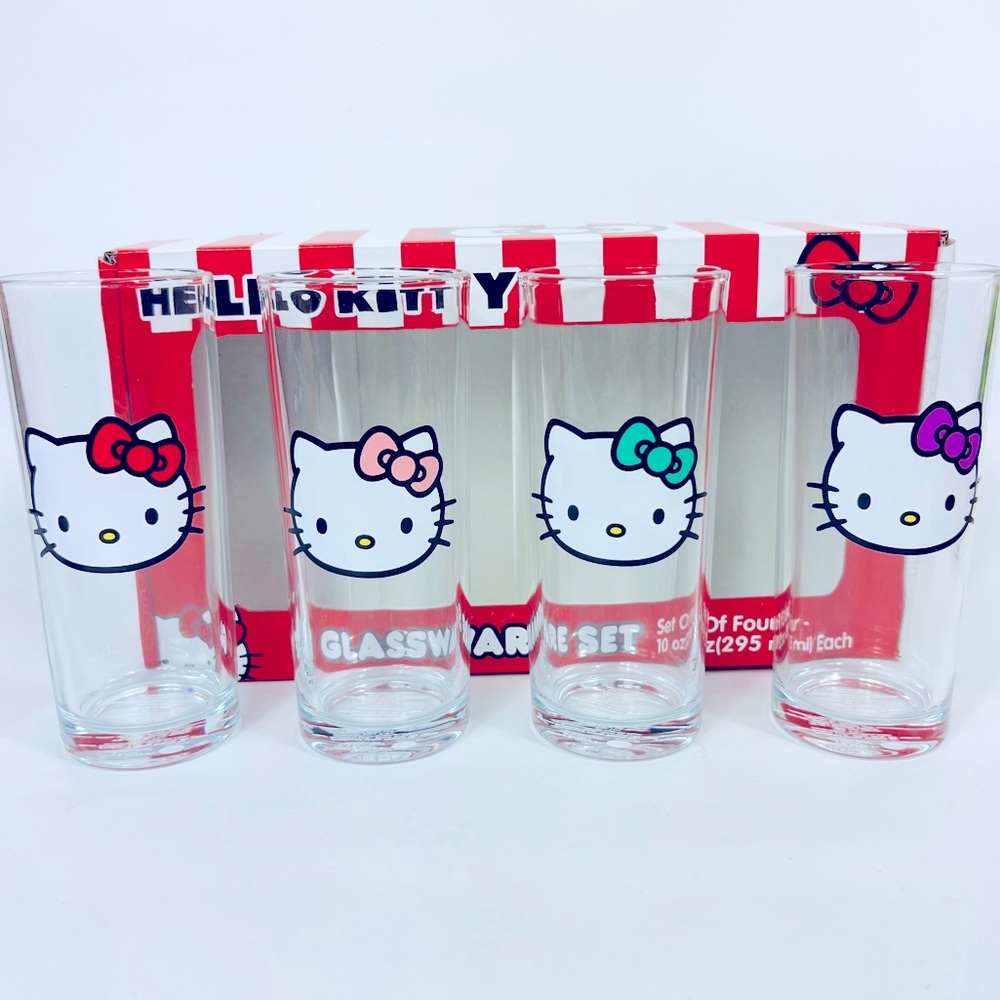 Hello Kitty Sanrio Set of 4 Piece Glassware Drinkware Cups